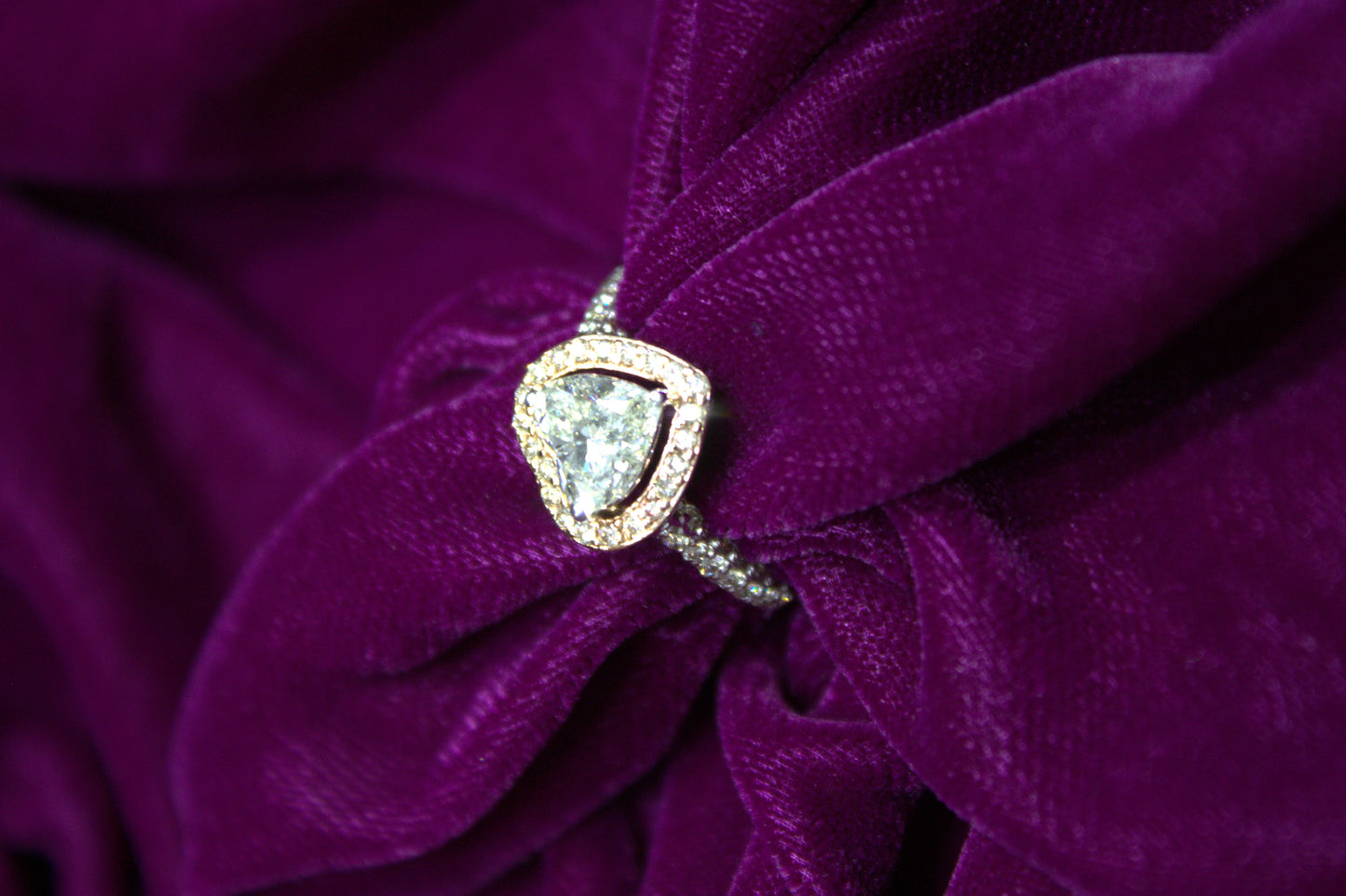 Exquisite Heart-Shaped Diamond Engagement Ring